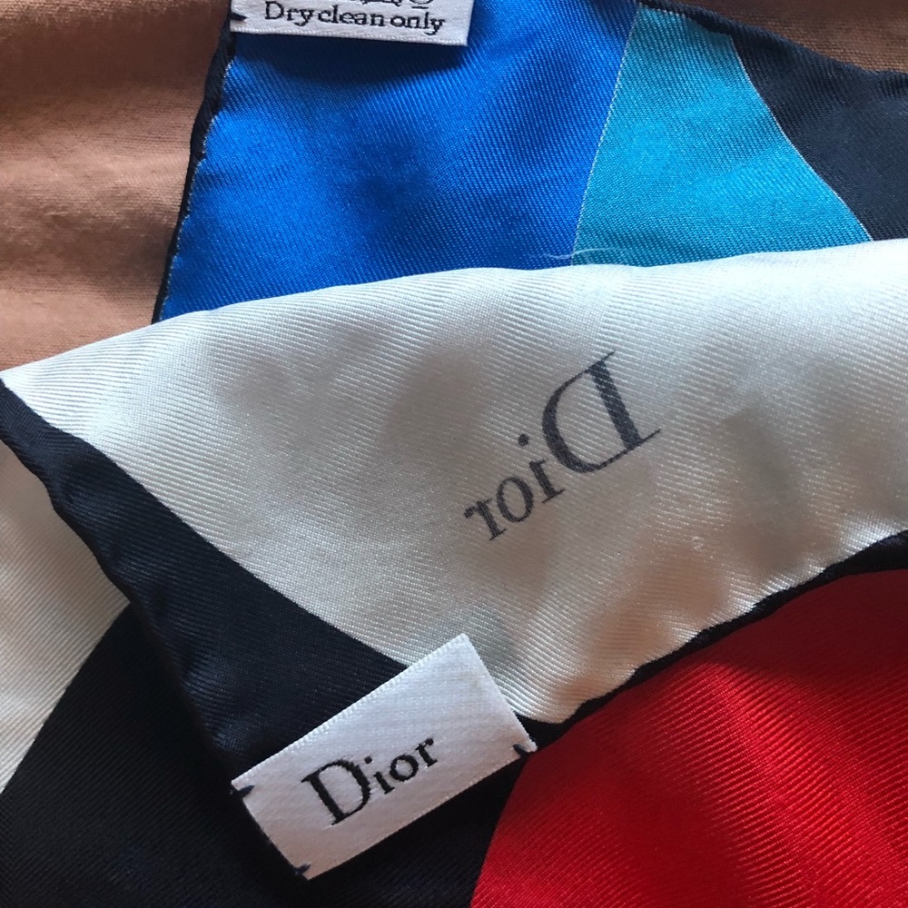 DIOR carré scarf